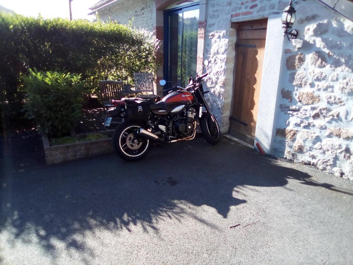 Le Relais Des Capucines Bed & Breakfast Largnac Dış mekan fotoğraf