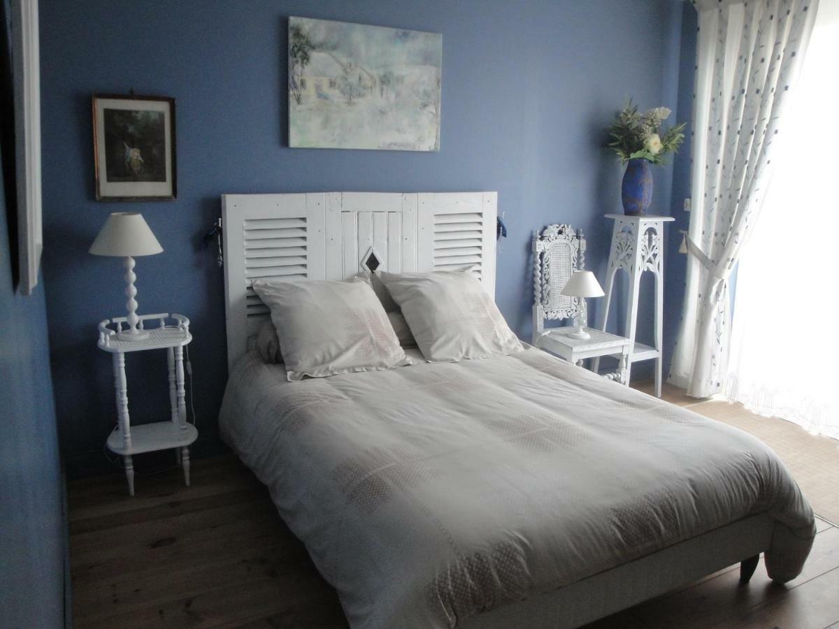 Le Relais Des Capucines Bed & Breakfast Largnac Dış mekan fotoğraf