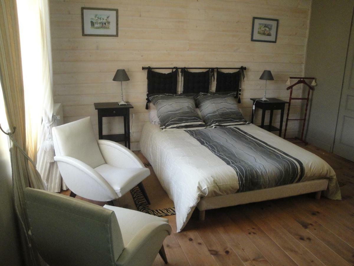 Le Relais Des Capucines Bed & Breakfast Largnac Dış mekan fotoğraf