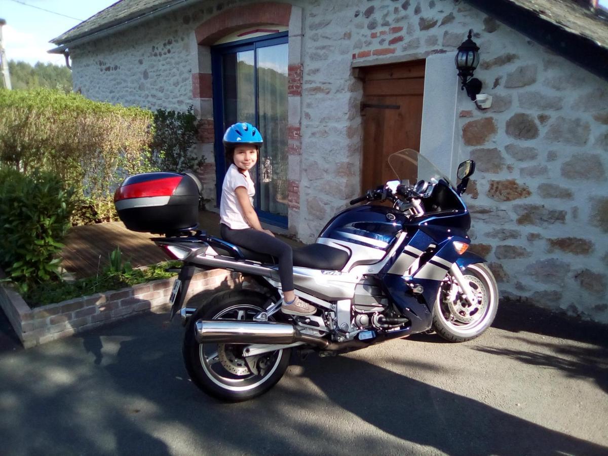 Le Relais Des Capucines Bed & Breakfast Largnac Dış mekan fotoğraf